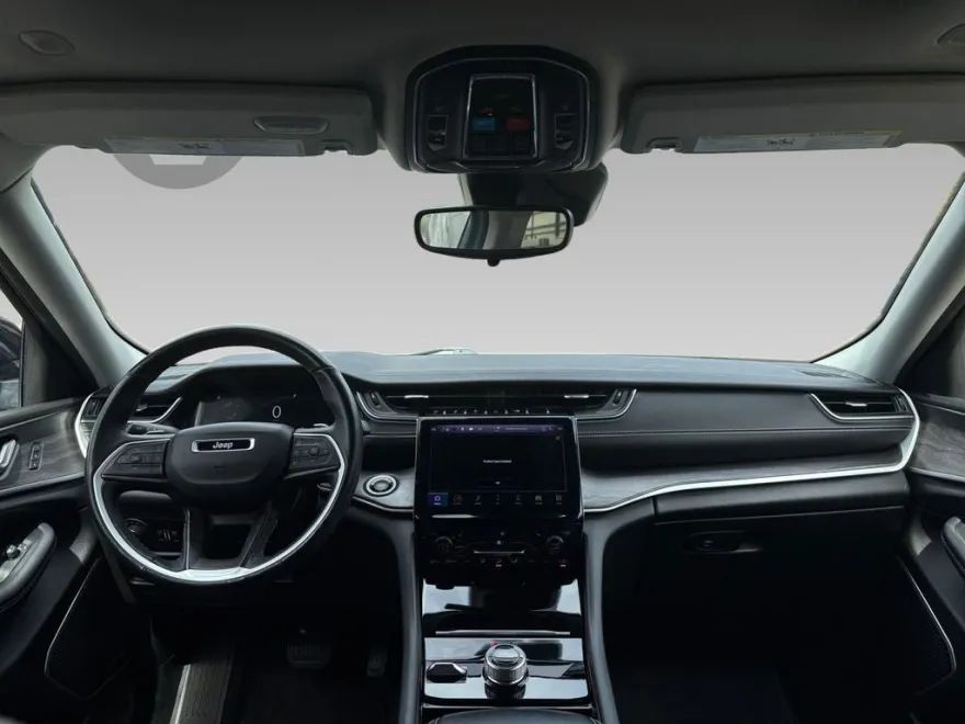 2021 Jeep Grand Cherokee Limited photo 1
