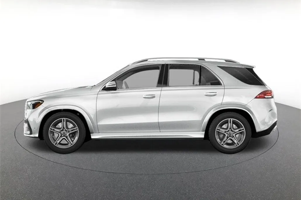 2026 Mercedes Benz GLE 450 4MATIC photo 1