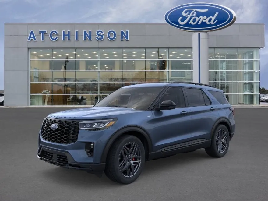 2025 Ford Explorer ST-Line photo 1