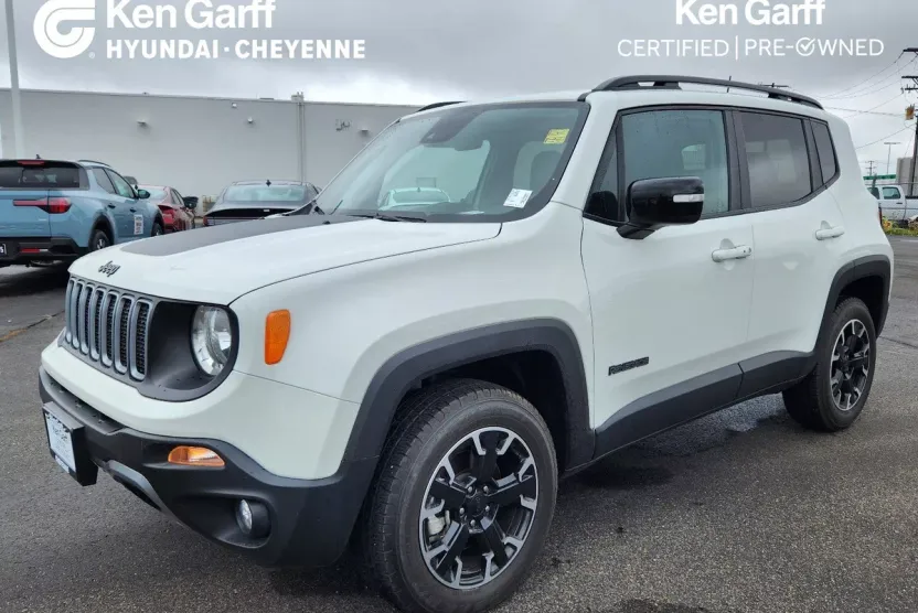 2023 Jeep Renegade Latitude Upland photo 1