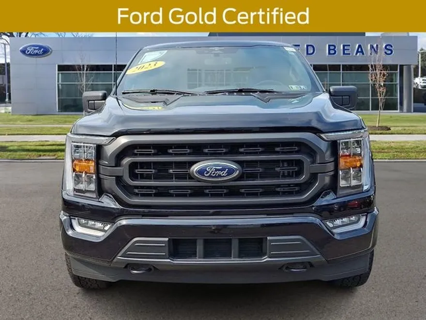 2023 Ford F-150 XLT photo 1