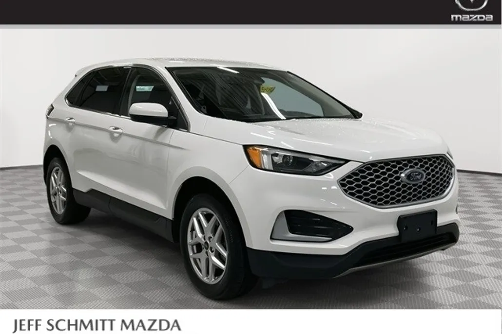2023 Ford Edge SEL photo 1