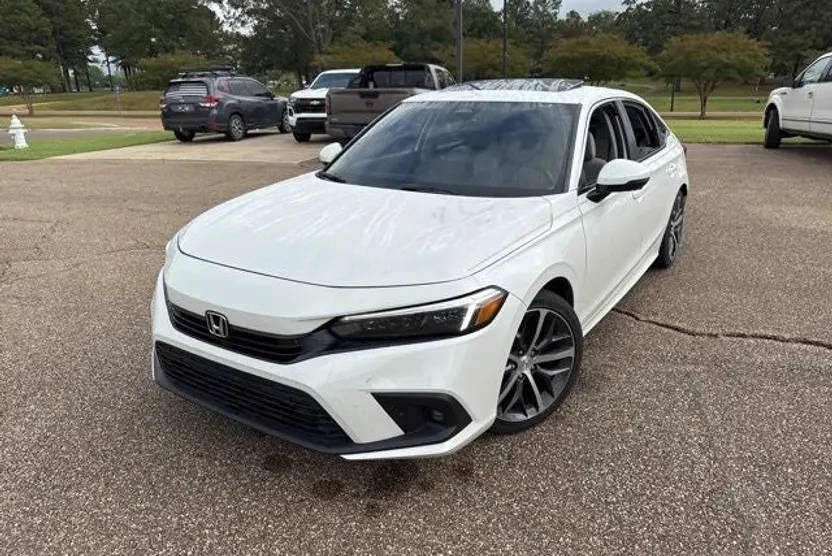 2024 Honda Civic Touring photo 1