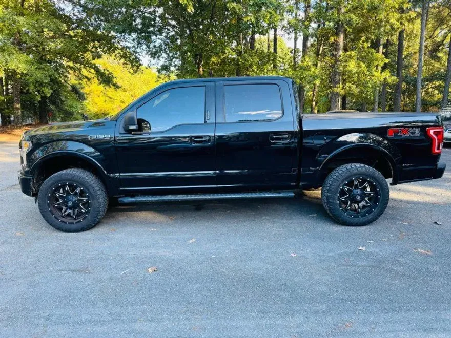 2016 Ford F-150 XLT photo 1