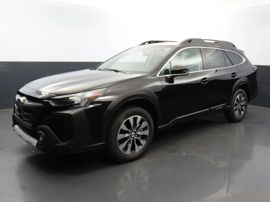 2025 Subaru Outback Limited photo 1
