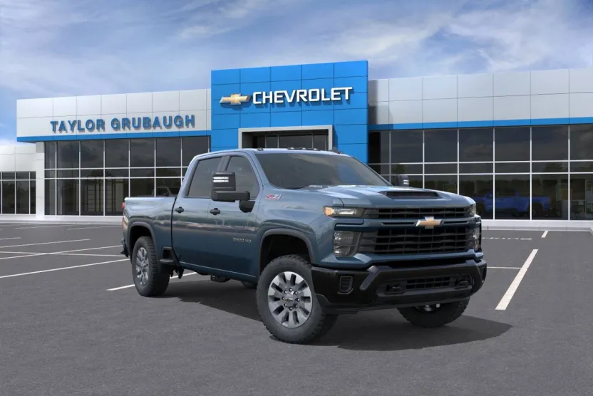 2026 Chevrolet Silverado 2500HD Custom photo 1