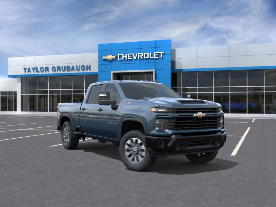 2026 Chevrolet Silverado 2500HD Custom photo 1
