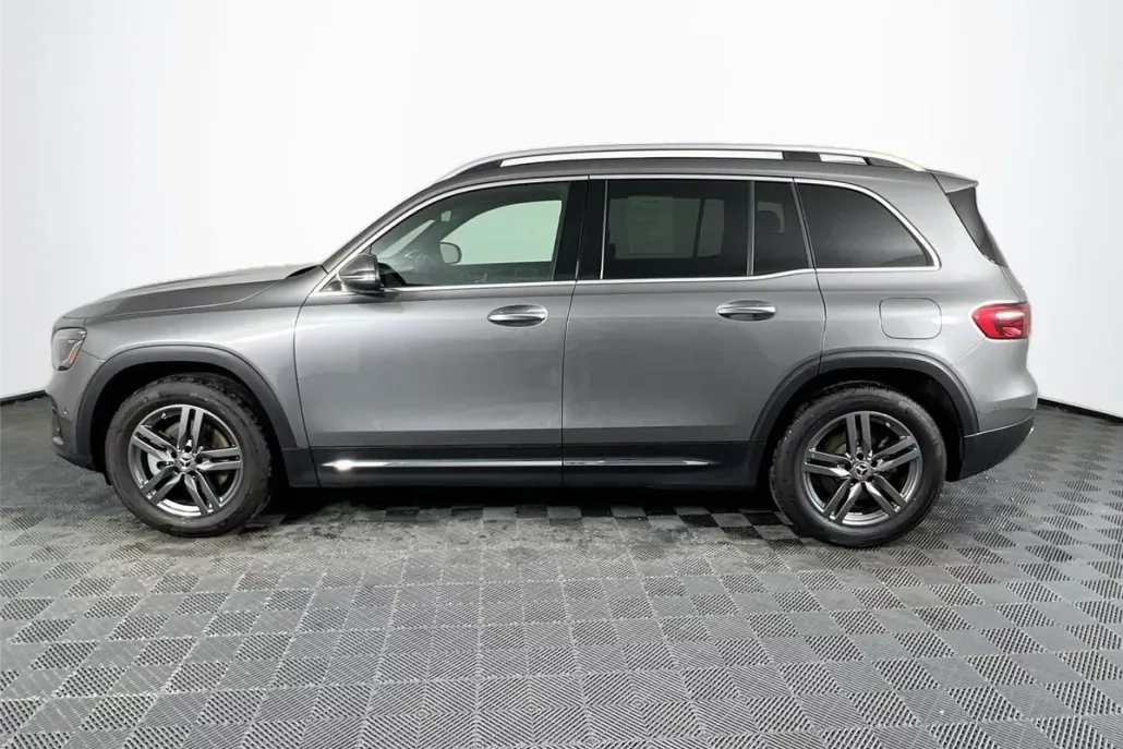 2024 Mercedes Benz GLB 250 photo 1