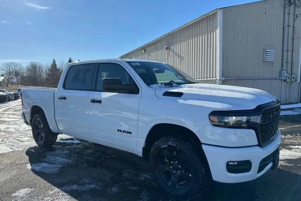 2025 Ram 1500 Tradesman photo 1