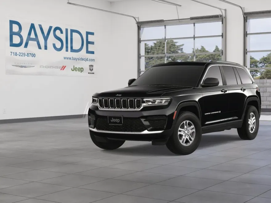 2025 Jeep Grand Cherokee Laredo photo 1