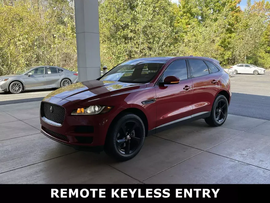 2018 Jaguar F-PACE Premium photo 1