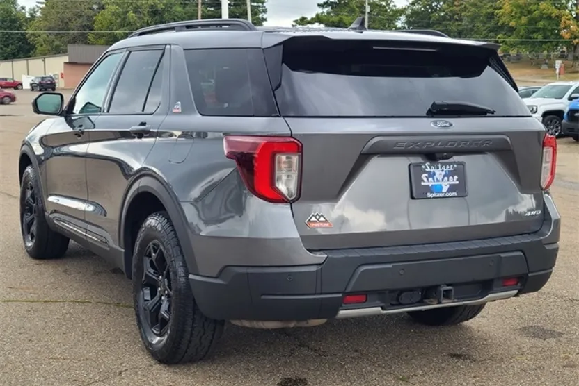 2023 Ford Explorer Timberline photo 1