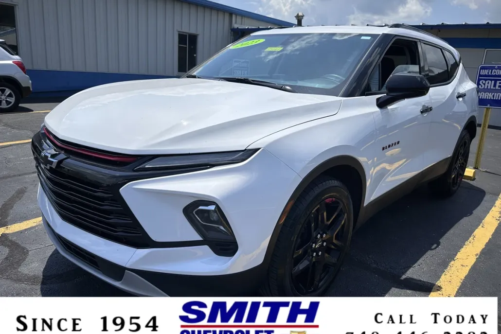 2023 Chevrolet Blazer 2LT photo 1