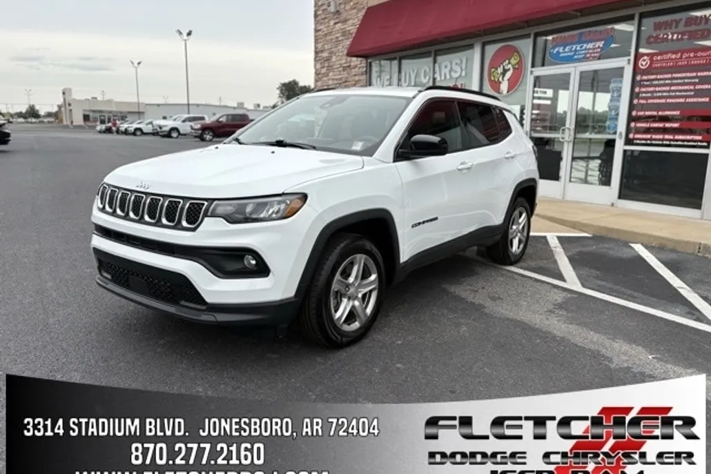 2024 Jeep Compass Latitude photo 1