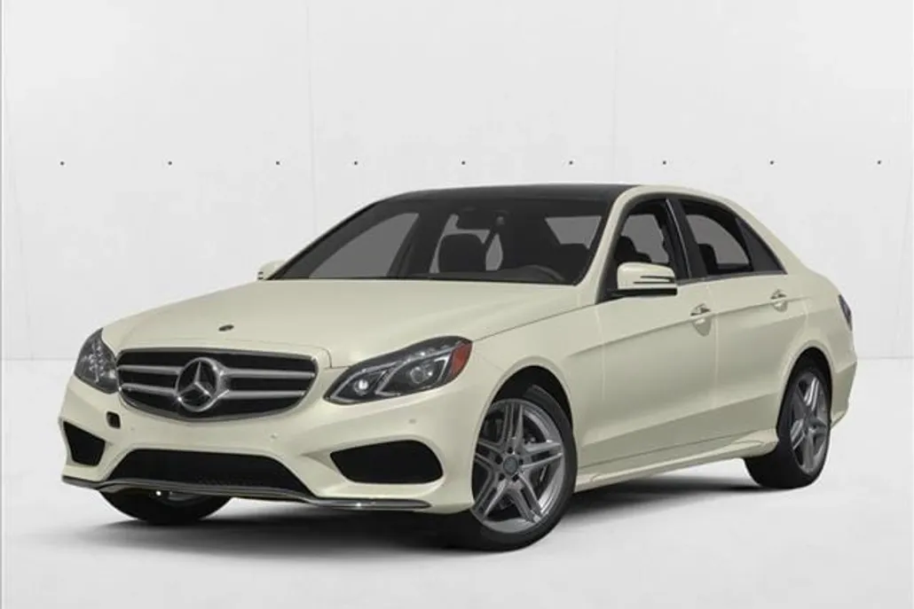 2014 Mercedes Benz E 350 Sedan photo 1