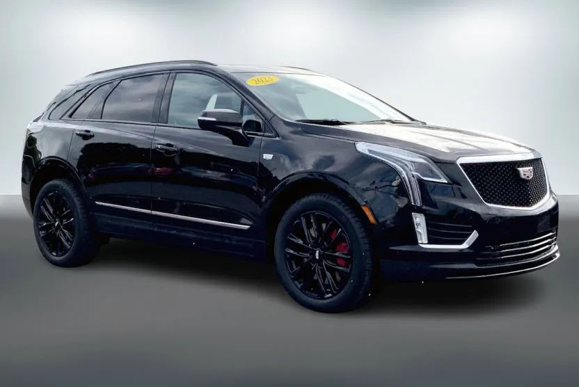 2023 Cadillac XT5 Sport photo 1