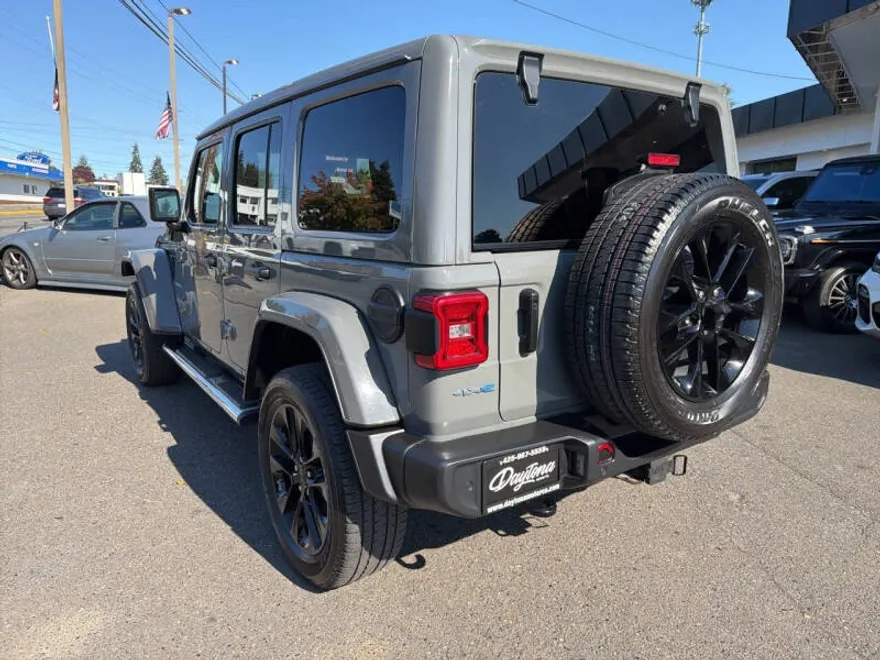 2021 Jeep Wrangler Unlimited Sahara 4xe photo 1
