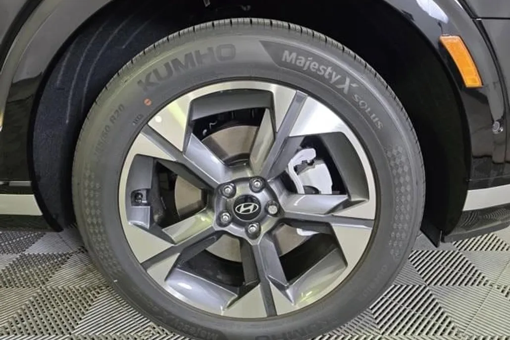 2026 Hyundai Palisade Limited photo 1
