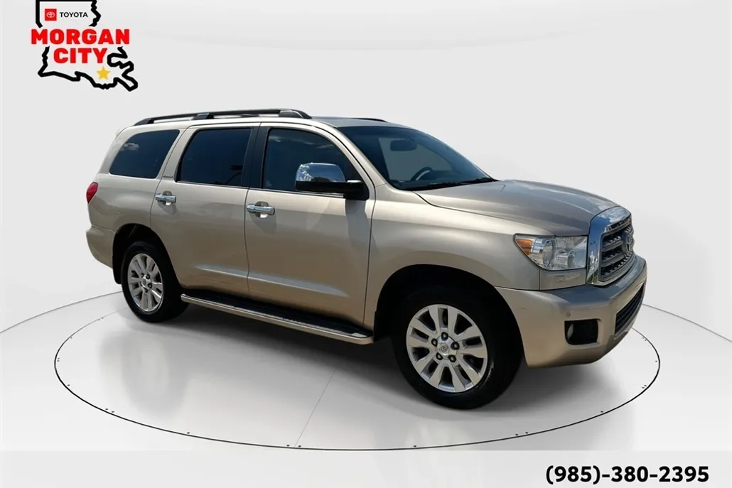 2010 Toyota Sequoia Platinum photo 1