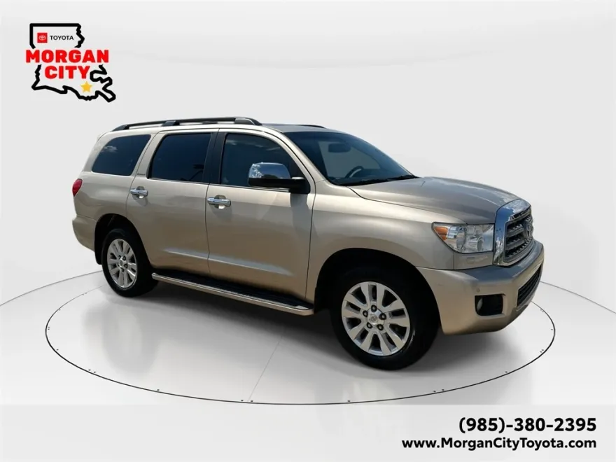 2010 Toyota Sequoia Platinum photo 1