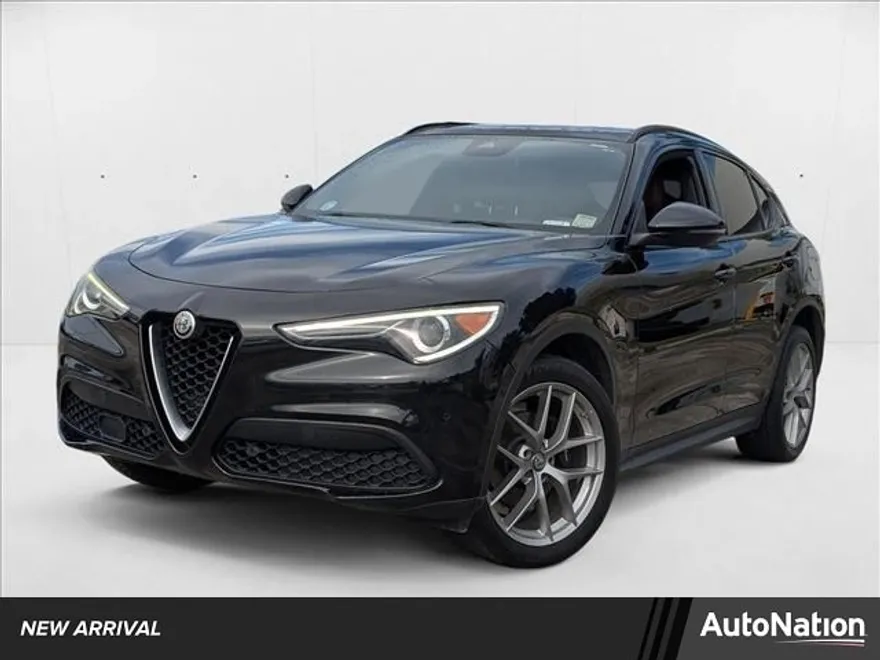 2018 Alfa Romeo Stelvio Ti Sport photo 1