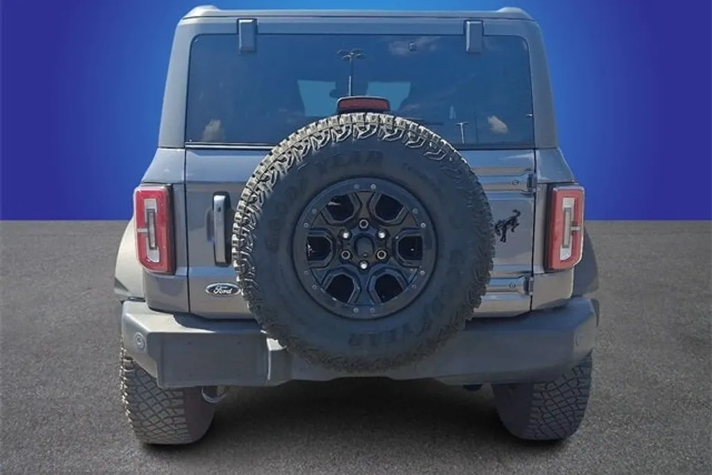 2021 Ford Bronco Wildtrak photo 1