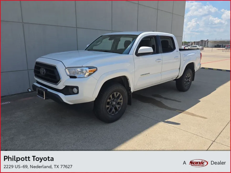 2023 Toyota Tacoma SR5 photo 1