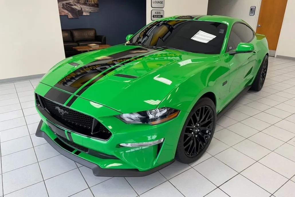 2019 Ford Mustang GT Premium photo 1