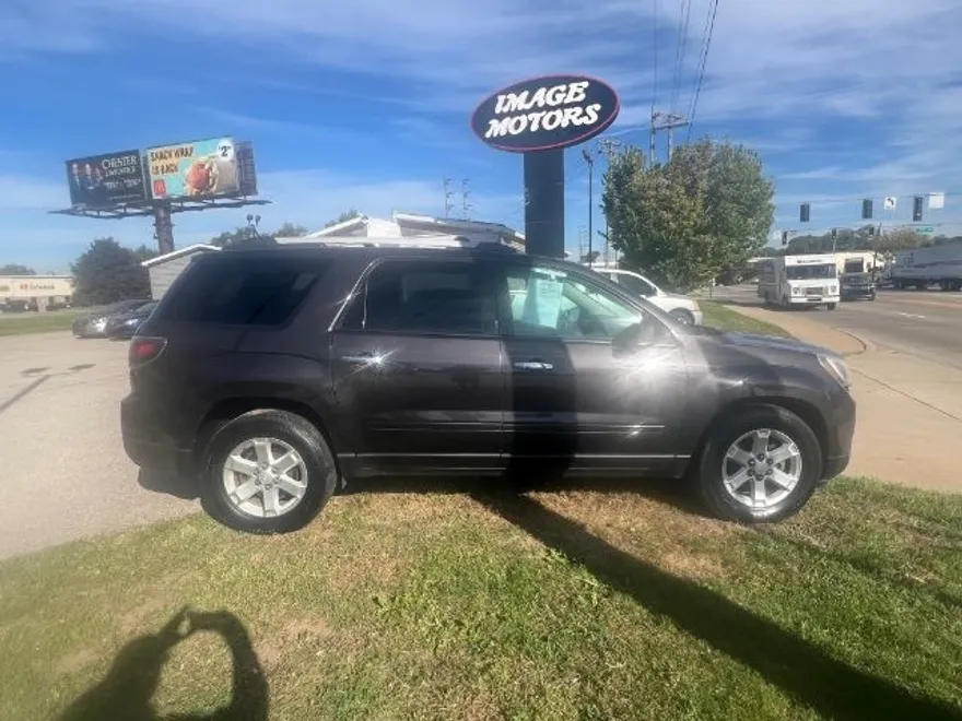 2016 Gmc Acadia SLE photo 1