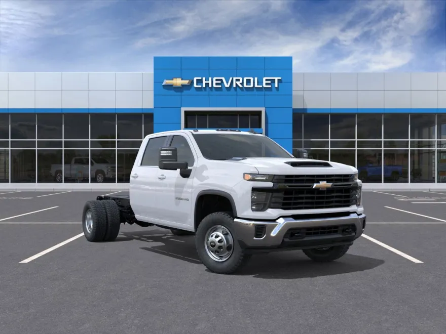 2025 Chevrolet Silverado 3500HD Work Truck photo 1