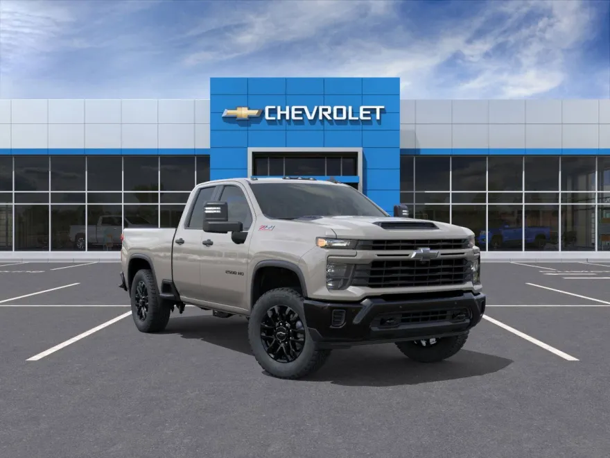 2026 Chevrolet Silverado Custom photo 1