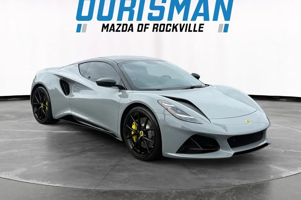 2024 Lotus Emira First Edition photo 1