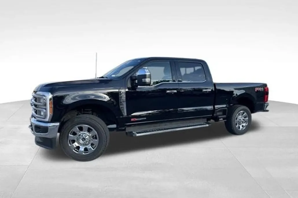 2023 Ford F-250 Lariat photo 1