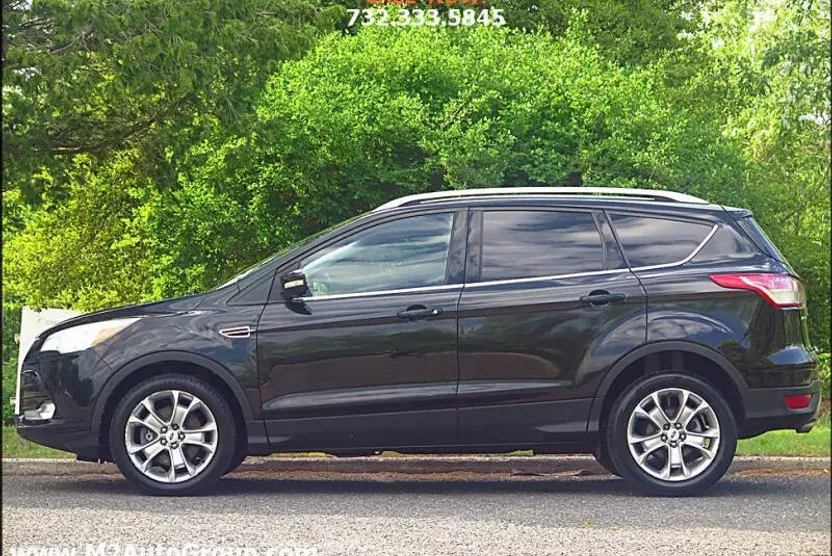 2014 Ford Escape Titanium photo 1