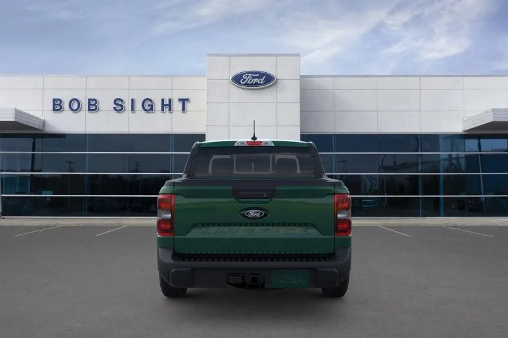 2025 Ford Maverick XLT photo 1