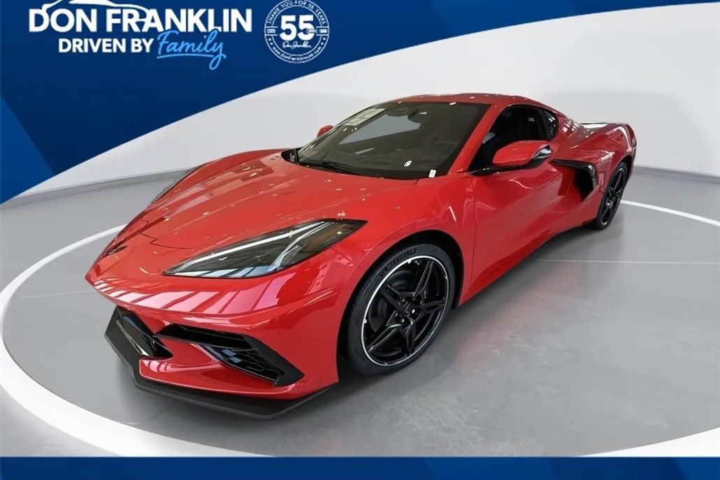 2025 Chevrolet Corvette Stingray 2LT photo 1