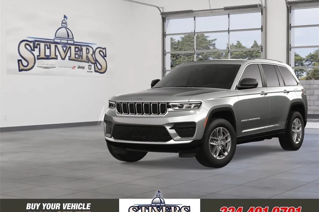 2025 Jeep Grand Cherokee Laredo photo 1