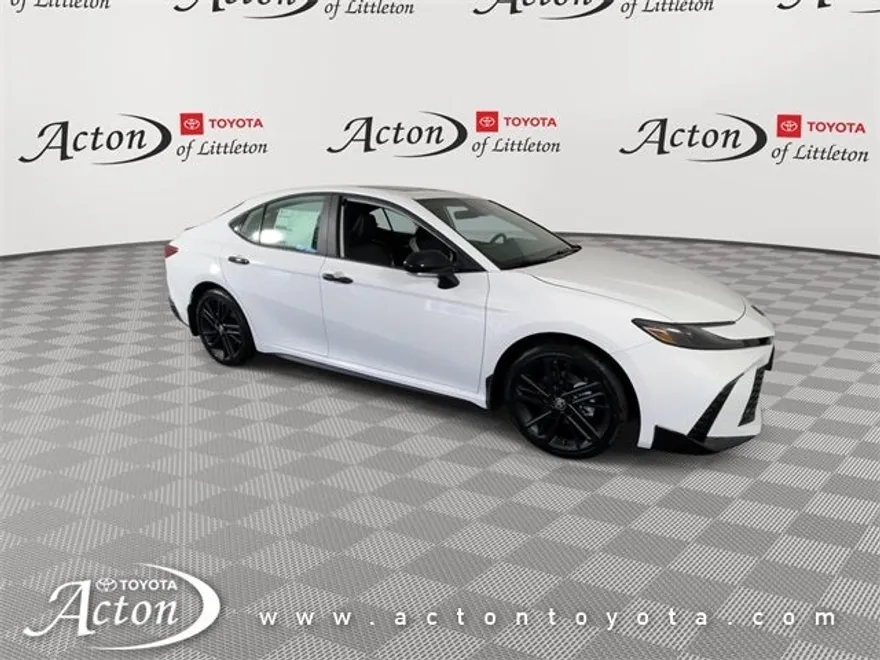 2026 Toyota Camry photo 1