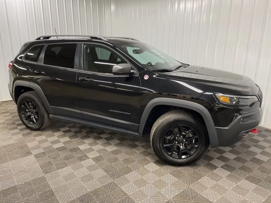 2021 Jeep Cherokee Trailhawk photo 1