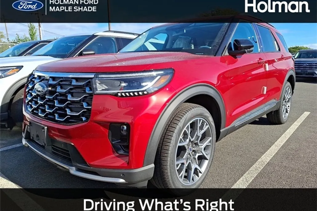 2025 Ford Explorer Platinum photo 1