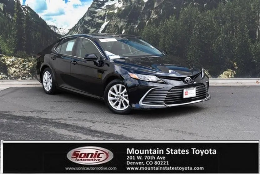 2024 Toyota Camry LE photo 1