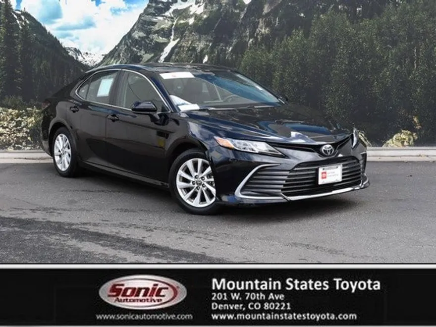 2024 Toyota Camry LE photo 1