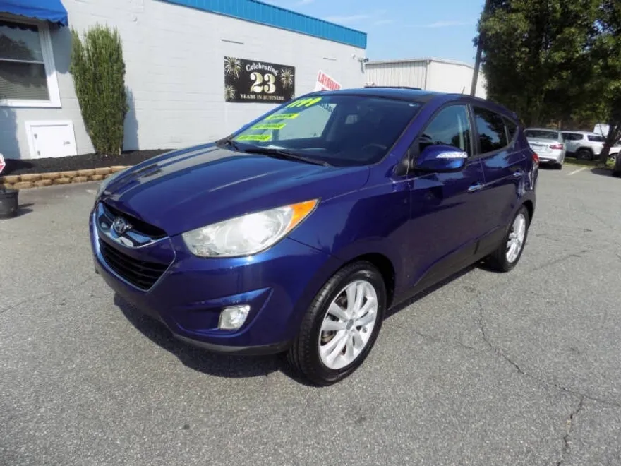 2011 Hyundai Tucson Limited photo 1