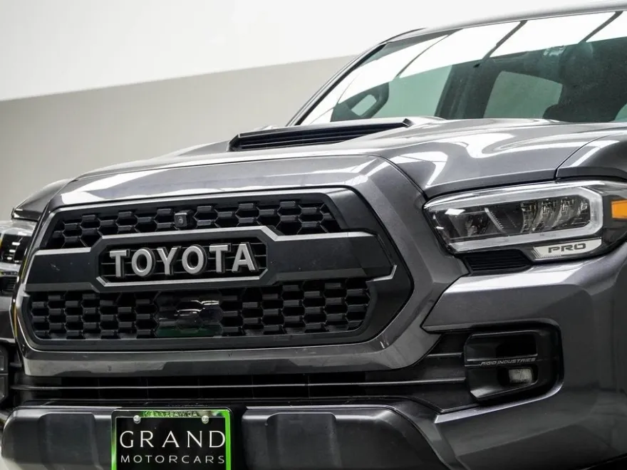 2023 Toyota Tacoma 4x4 TRD Pro Double Cab V6 photo 1