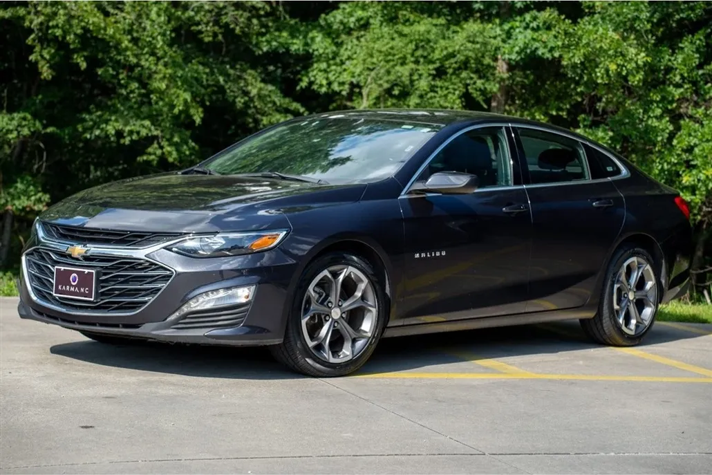 2023 Chevrolet Malibu 1LT photo 1