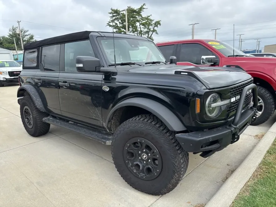 2023 Ford Bronco Wildtrak photo 1