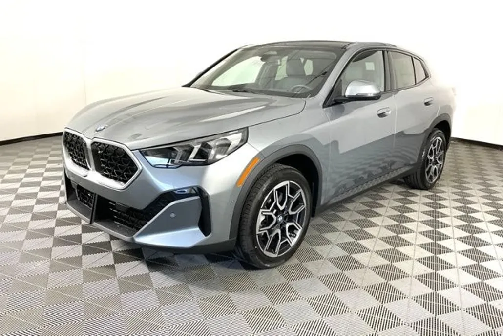 2025 Bmw X2 xDrive28i photo 1
