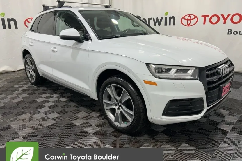 2020 Audi Q5 45 Premium Plus photo 1