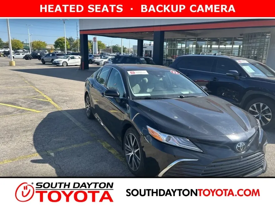 2023 Toyota Camry XLE photo 1