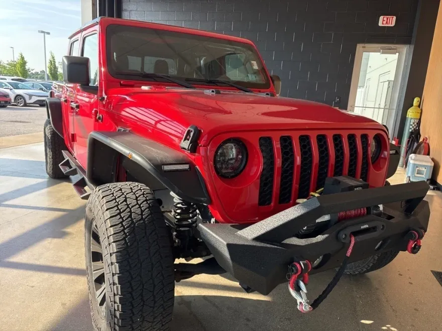 2020 Jeep Gladiator Sport photo 1